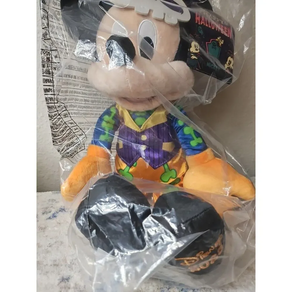 Disney 2023 Halloween Mickey Mouse Glow in the Dark Plush Stuffed Animal Toy 15